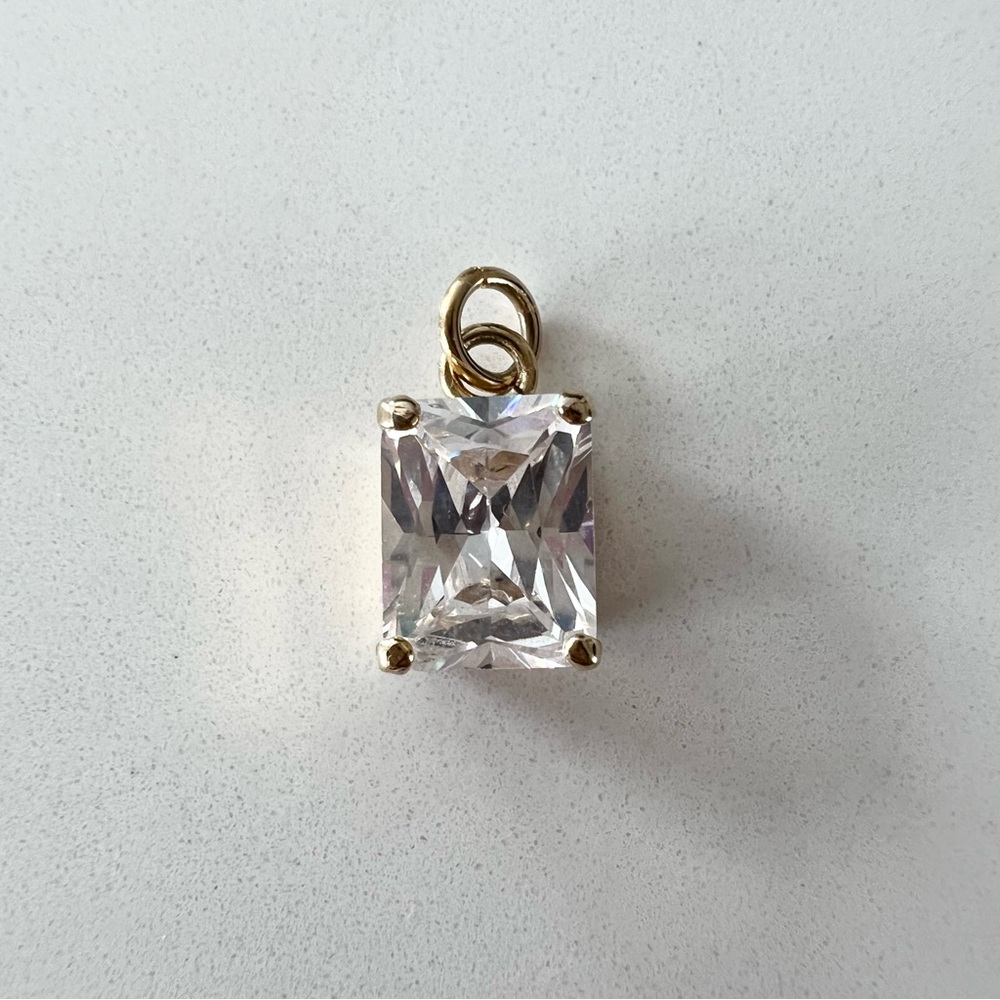 ⭐️ Vintage Emerald Cut Quartz Crystal Pendant - Picture 3 of 5